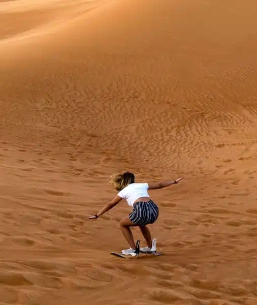 Sandboarding 